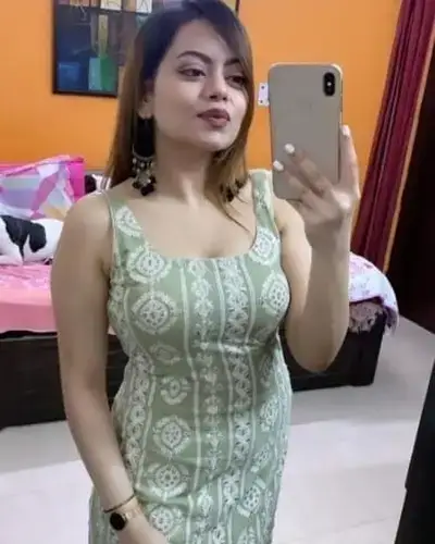 Call Girl in Karanpur